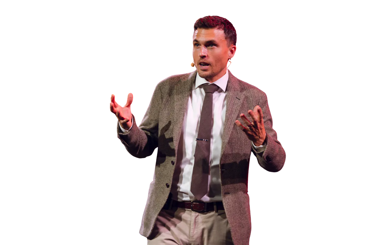 Andy Nunn speaking on stage